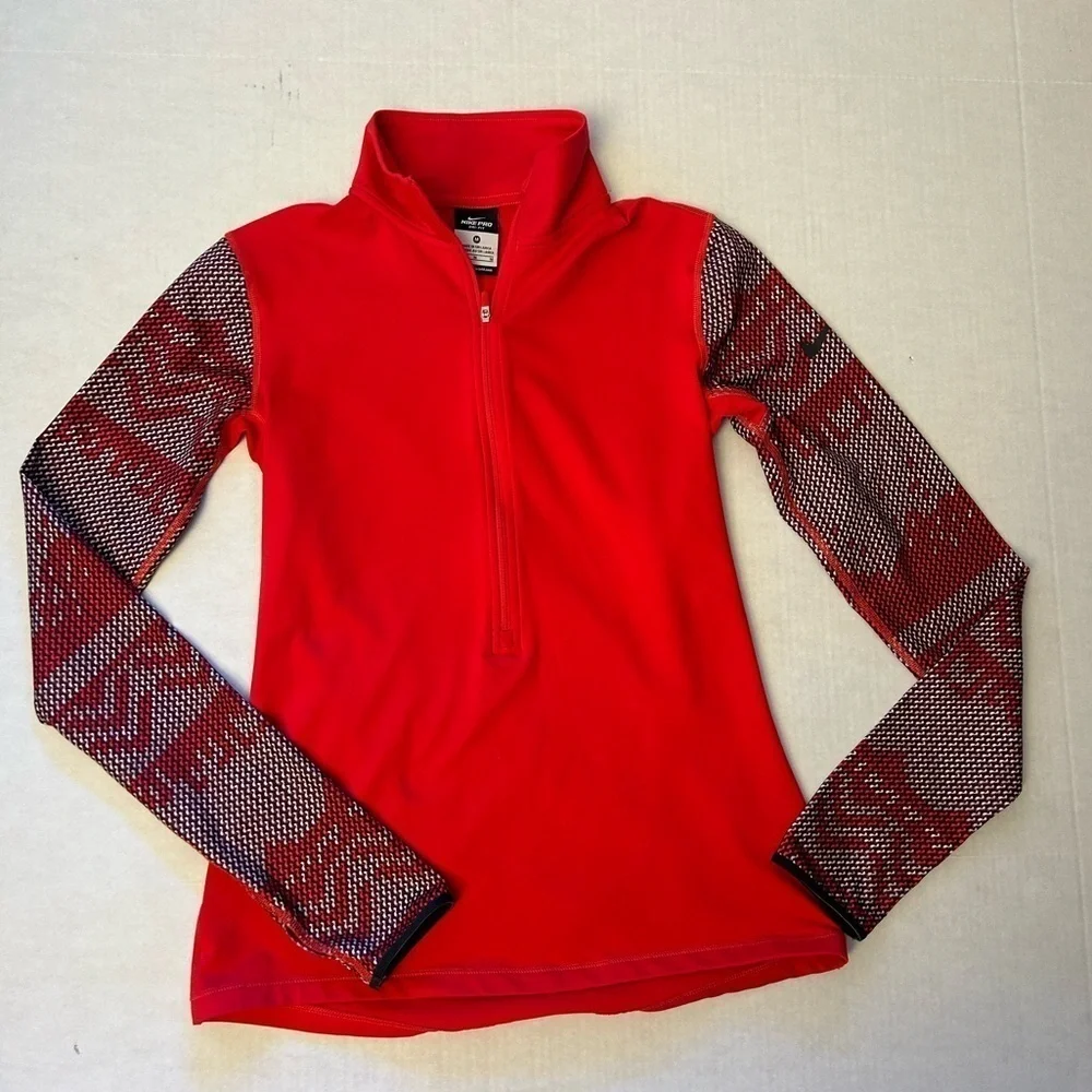 Nike pro fit women’s1/4 zip pull over Aztec performance fleece lined top Sz-M.Y9